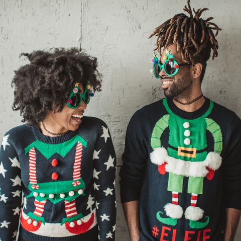 Weihnachtsfeier -Ideen hässlicher Pullover Party