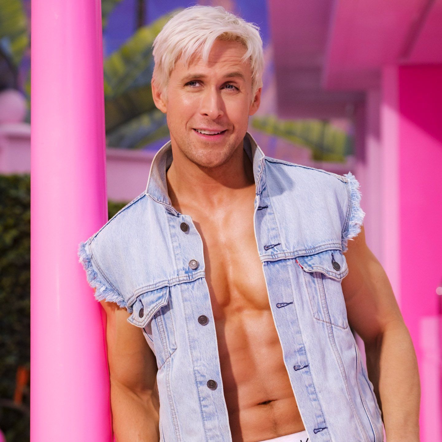 Ryan Gosling Shows Off His Six-Pack as Ken in ‘Barbie’ Photo
