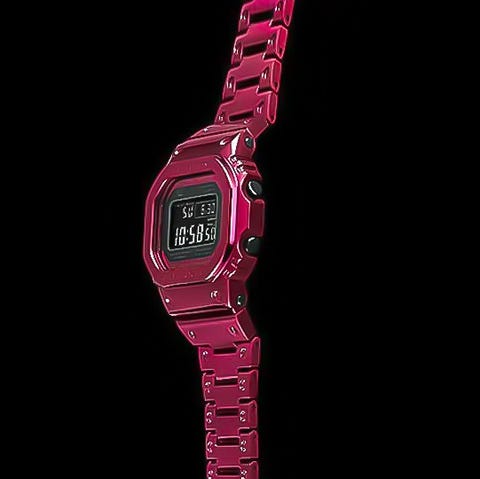 カシオg Shock 史上最も赤くホットな時計をリリースamazonでは本日1月15日発売 カシオg Shock 史上最も赤くホットな時計をリリースamazonでは本日1月15日発売