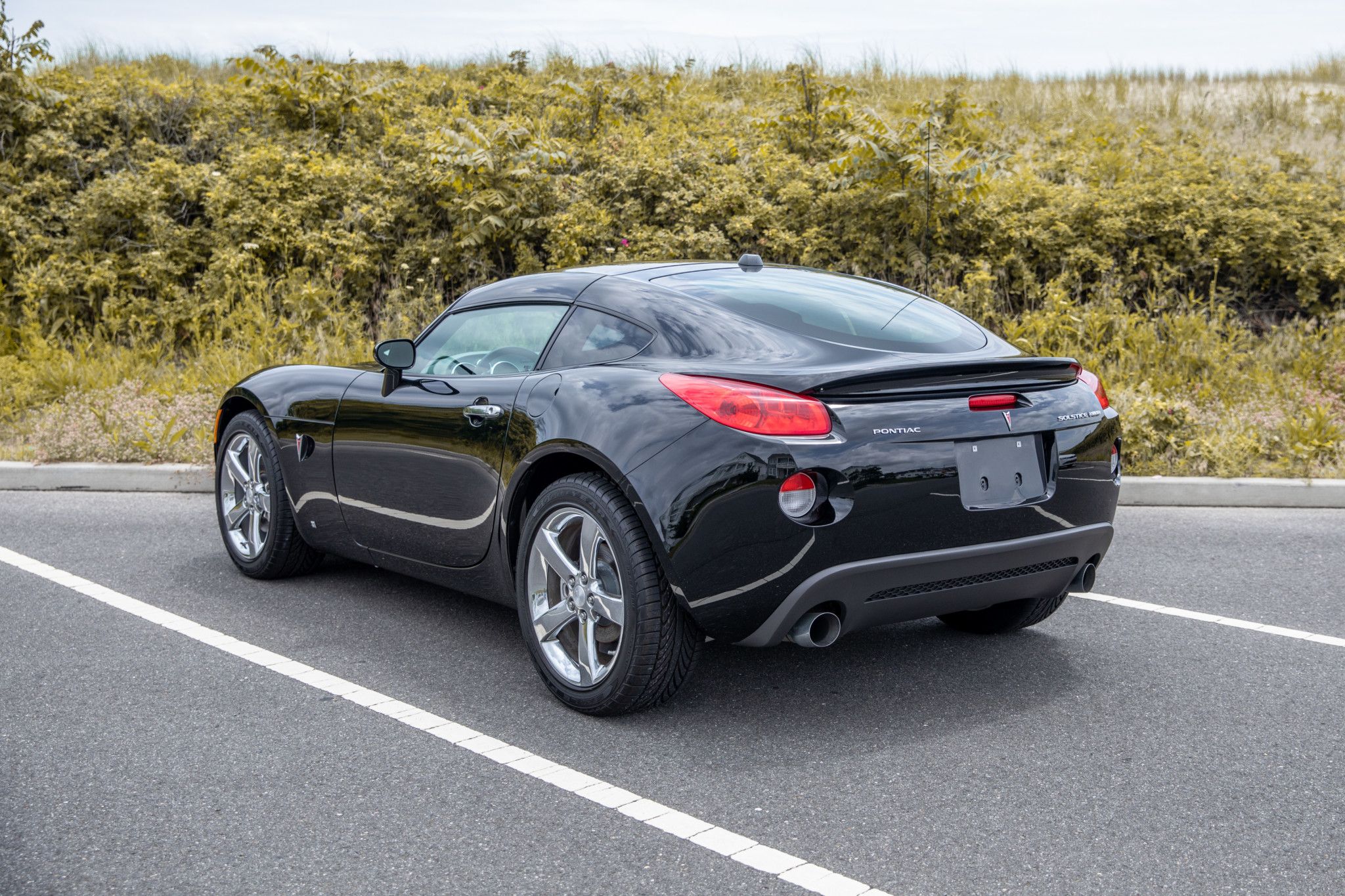 pontiac solstice fender flares