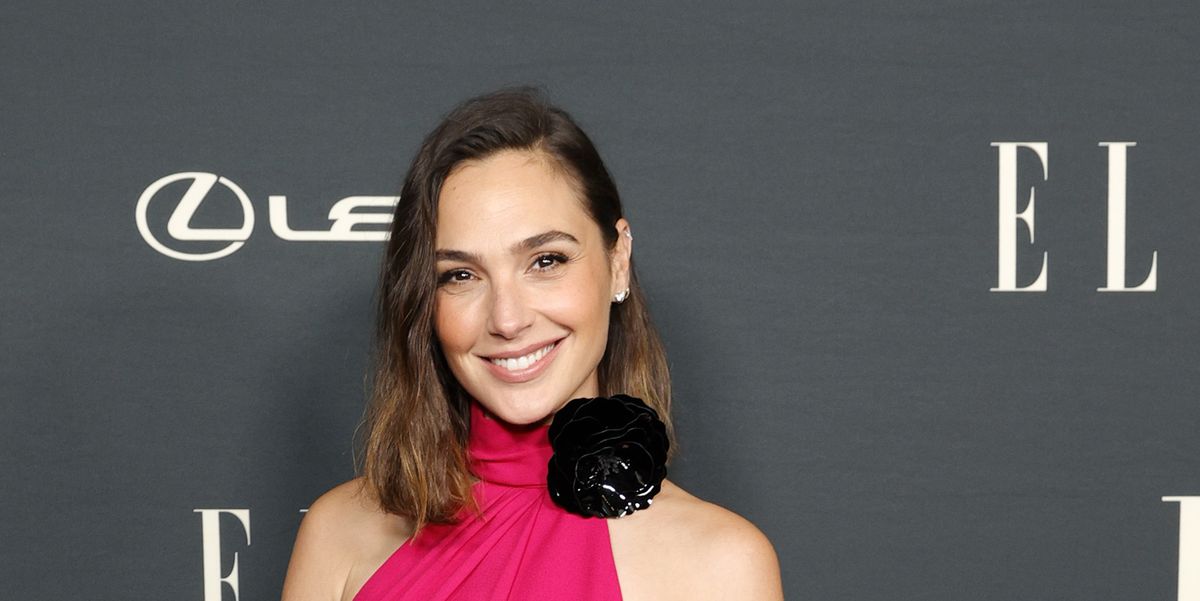 Gal Gadot Wears Pink Dress at ELLE's 2021 Women in Hollywood Event