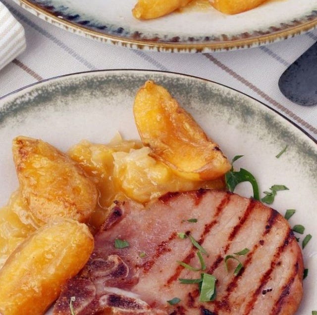 chuletas de sajonia con salsa de albaricoque
