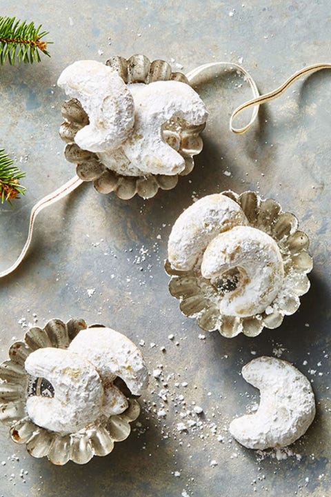 walnut crescent cookies
