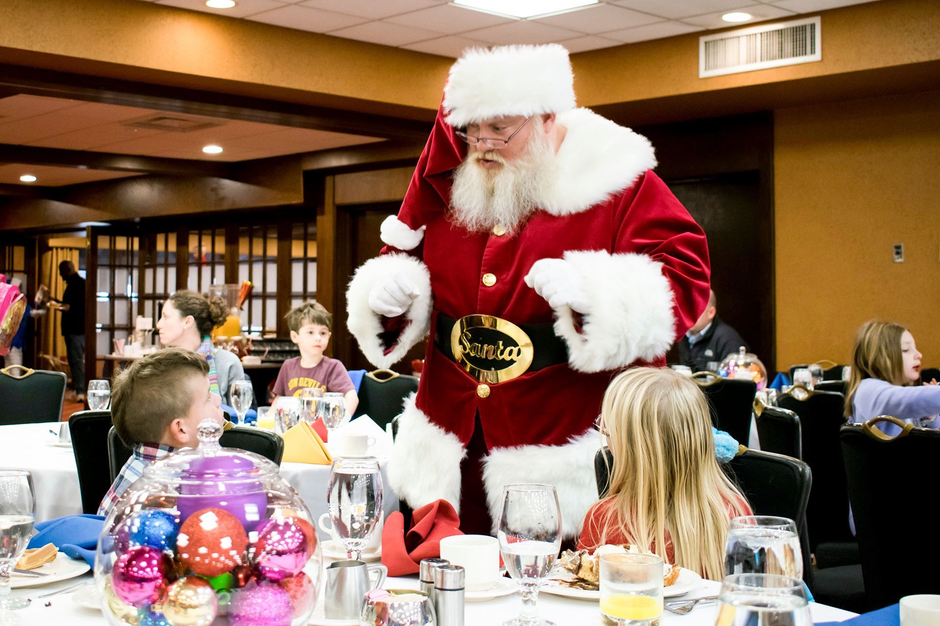 singles de west chester ohio restaurants open christmas day