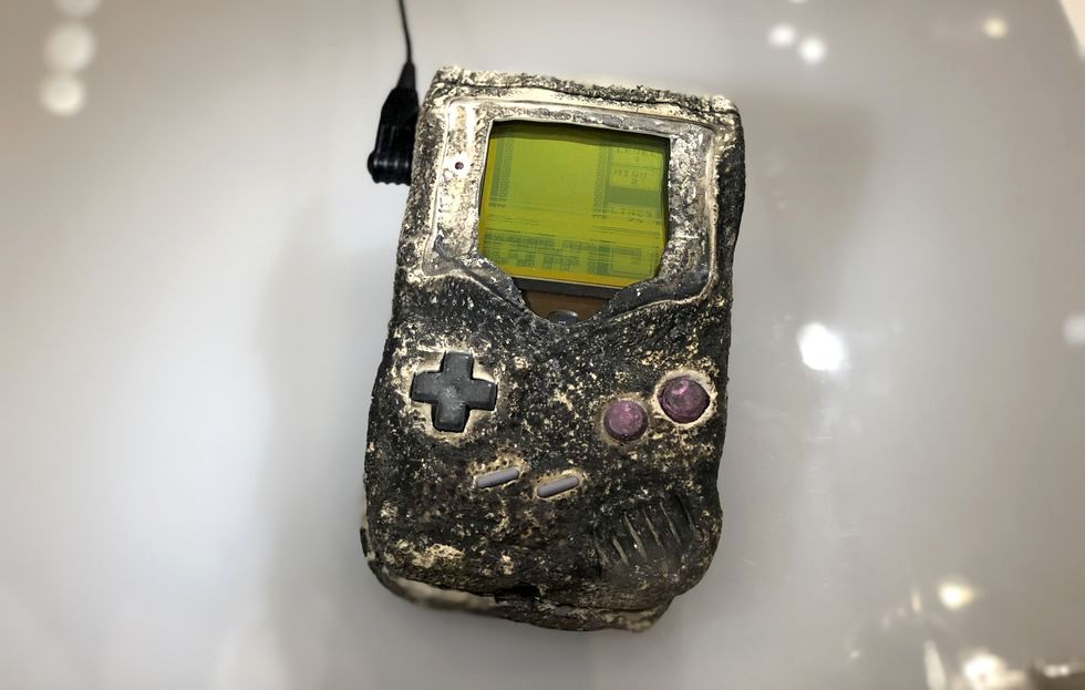 old game boy console
