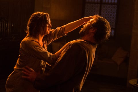 गेम ऑफ थ्रोन्स सीज़न 5 आर्य स्टार्क और मेरिन ट्रैंट Game of Thrones season 5 Arya Stark (Maisie Williams) kills Meryn Trant (Ian Beattie)