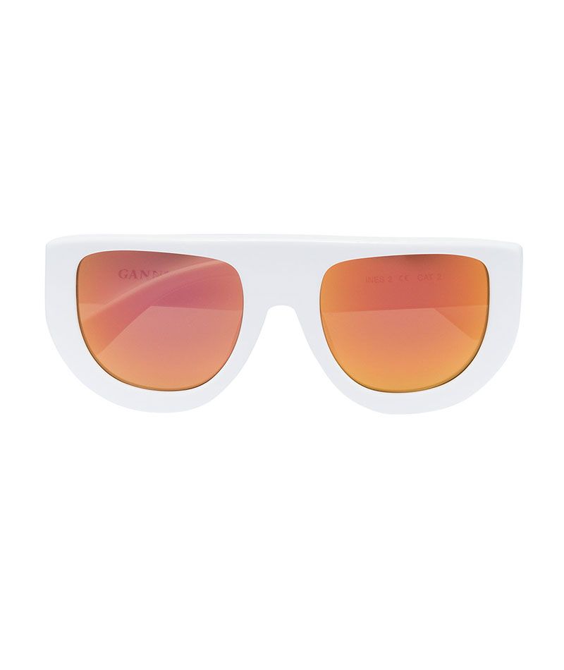 ganni-sunglasses-1523634473.jpg (800Ã950)