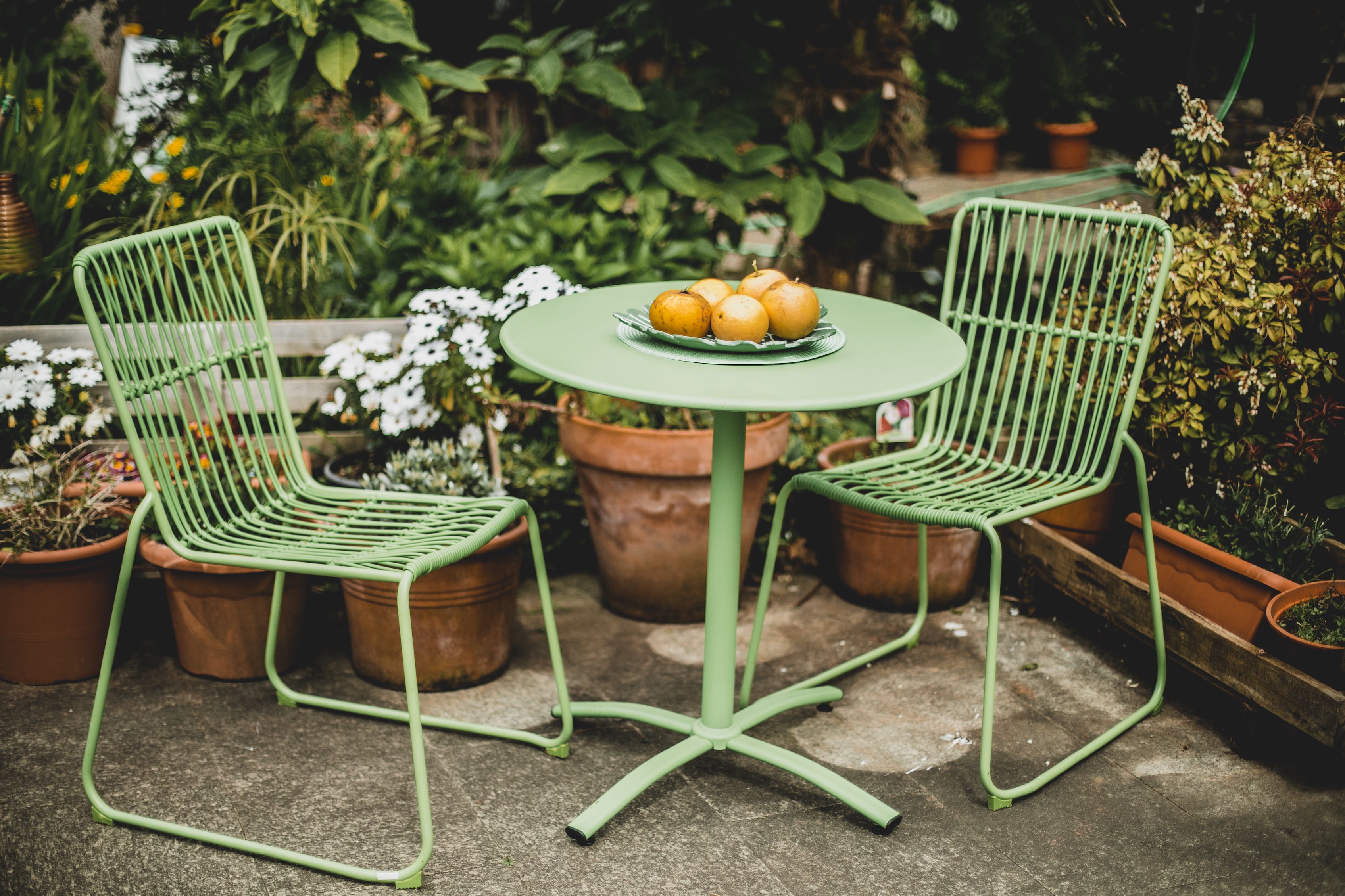 green garden table