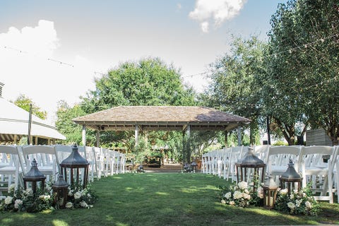 9 Romantic Garden Wedding Venues - Outdoor Wedding Venues