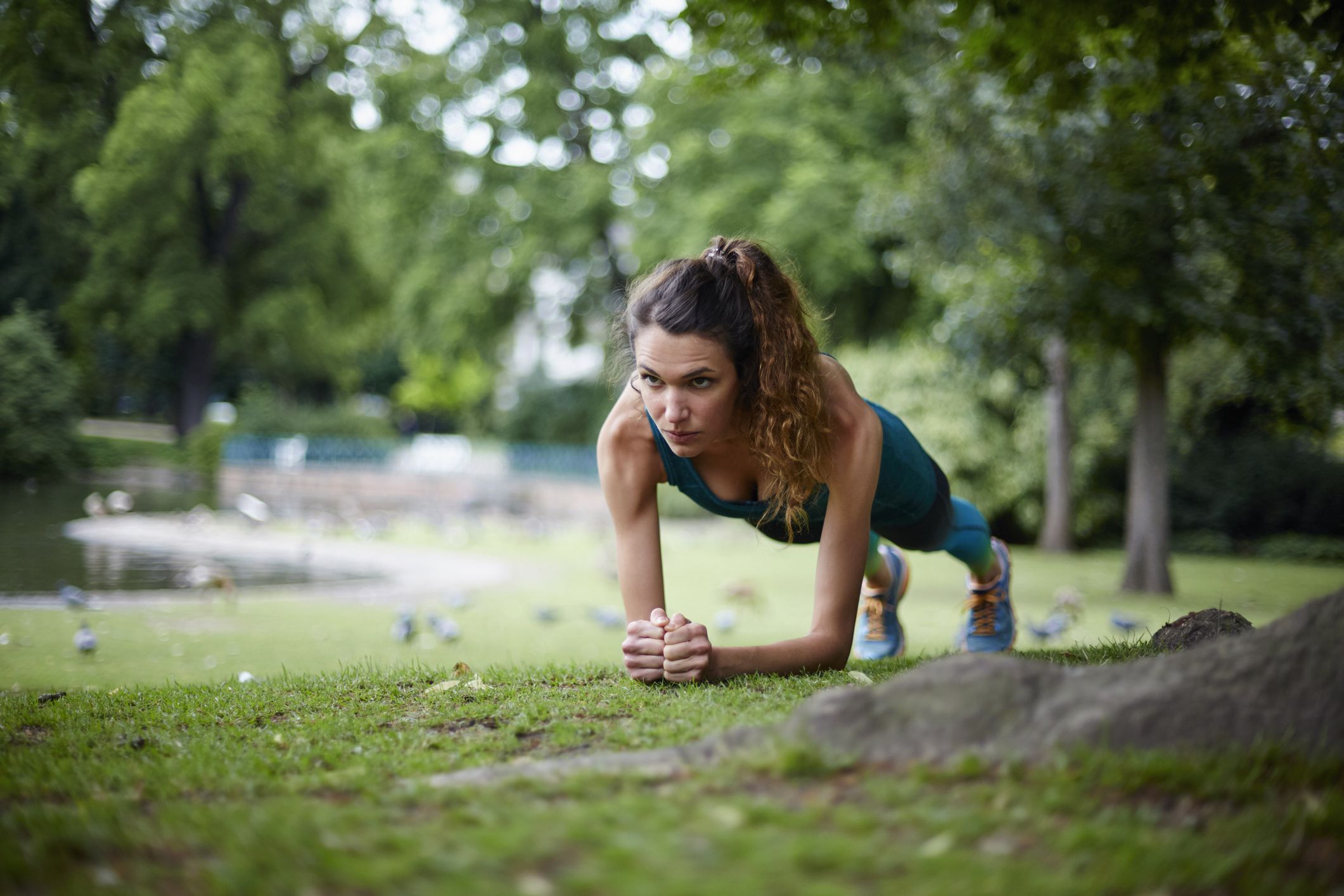 7 best strength training exercises to do outside at home