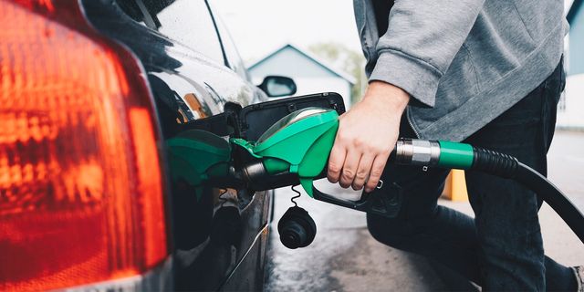 ¿cómo ahorrar en gasolina 10 trucos para que tu coche consuma menos