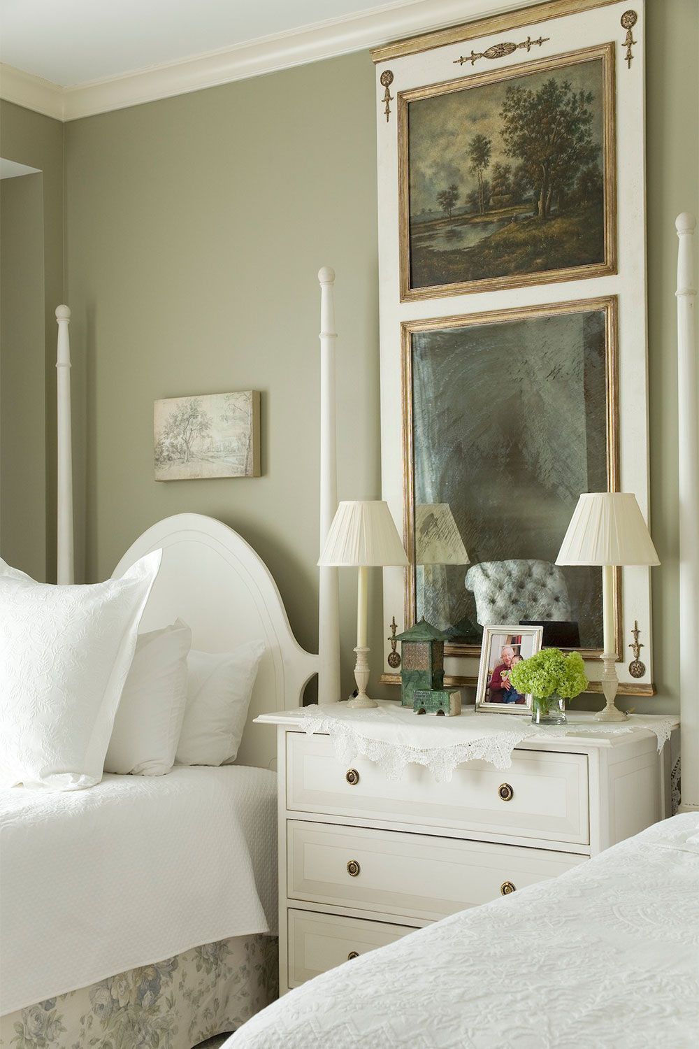 light green bedroom ideas