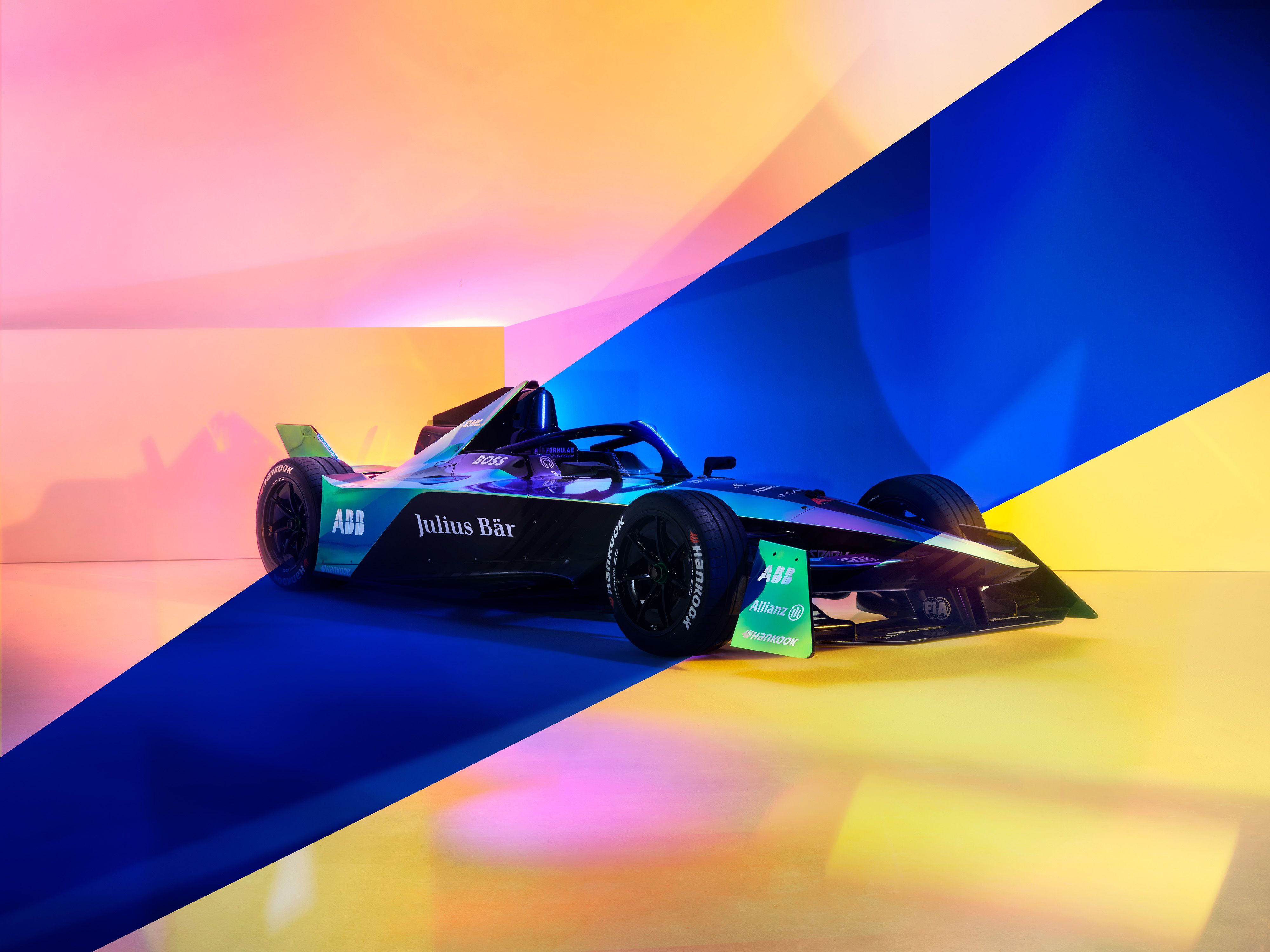 First Images | Formula E Reveals Gen3 Race Car in Monaco