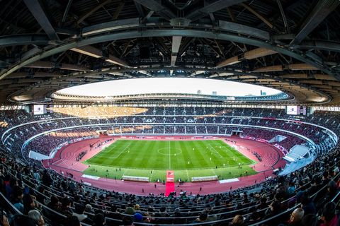 年1月1日 サッカー天皇杯決勝優勝はヴィッセル神戸にー 新たな国立競技場に5万7597人集まる