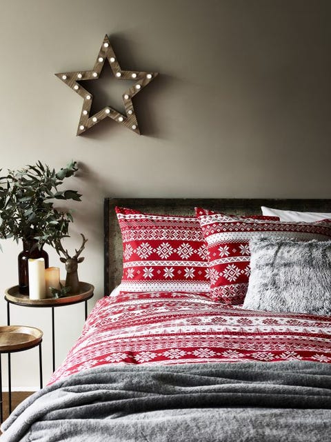 Asda S Christmas Bedding Is Back The Best Festive Bed Spreads