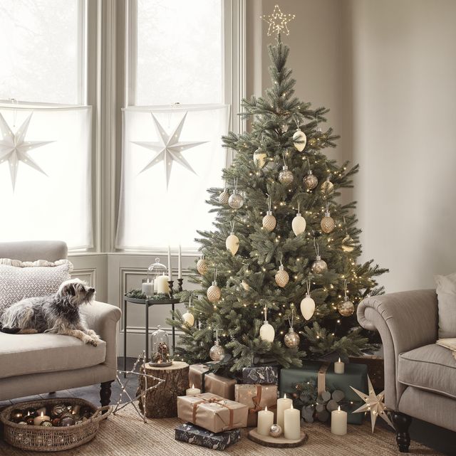 6 Things You Can Do Now To Get Your Home Ready For Christmas - Vintage Home Interior Christmas Decorations