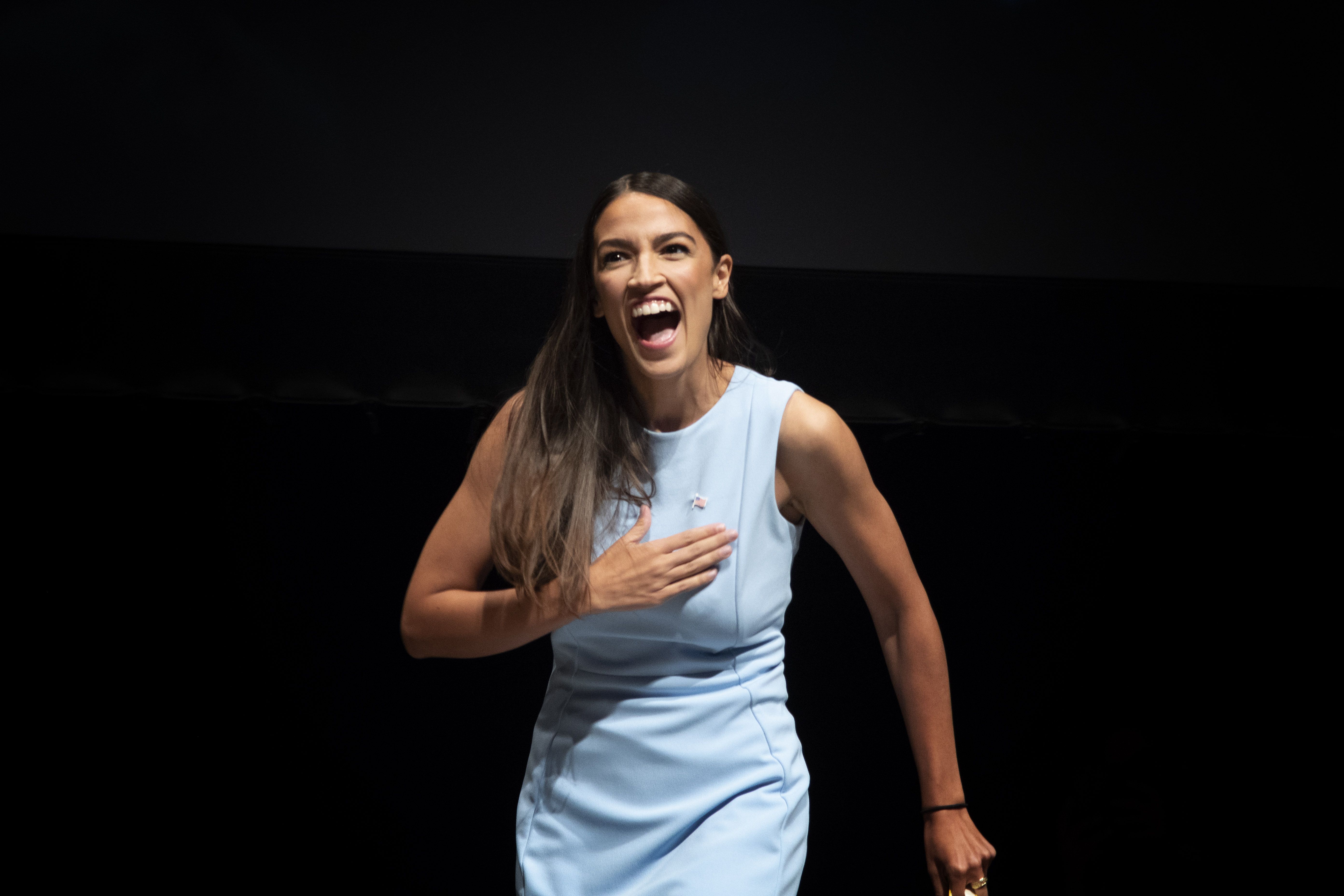 Alexandria Ocasio Cortezs Twitter Comebacks Are Becoming Infamous 