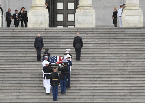 Heart-Wrenching Photos of John McCain's Private Memorial Service at ...