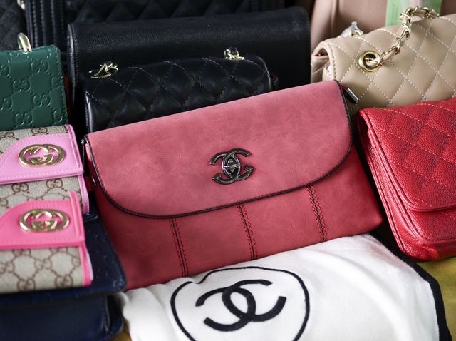 Vuitton Chanel Counterfeit Handbags Fashion – How Designers Have Approached Counterfeit Fashion