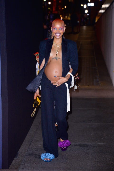 slick woods shows off