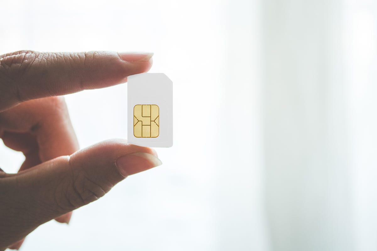 Three's unlimited data SIM deal is only £11 a month right now