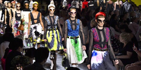 People, Fashion, Event, Runway, Performance, Fashion design, Crowd, Fashion show, Costume, Games, People, Fashion, Event, Runway, Performance, Fashion design, Crowd, Fashion show, Costume, Games,