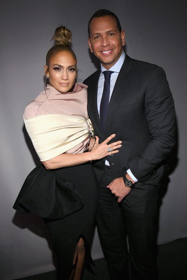 Jennifer Lopez Boyfiend Alex Rodriguez And Their Children Cosy Up In Sweet Thanksgiving Family Photo