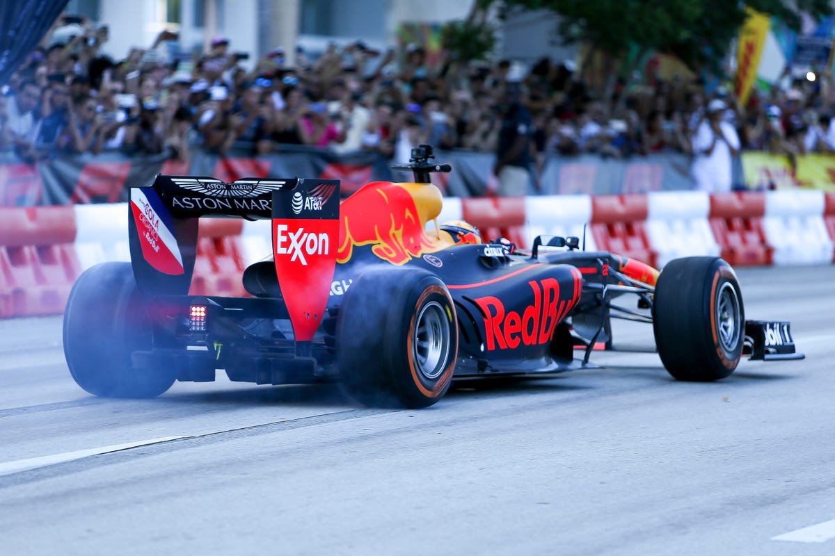  Formula 1 Miami Miami gives early go-ahead for Formula One grand prix 