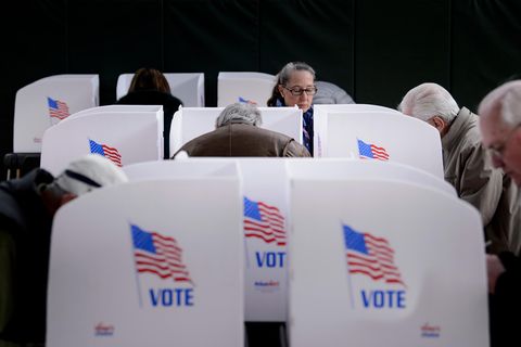 TOPSHOT-US-POLITICS-VOTE-ELECTION