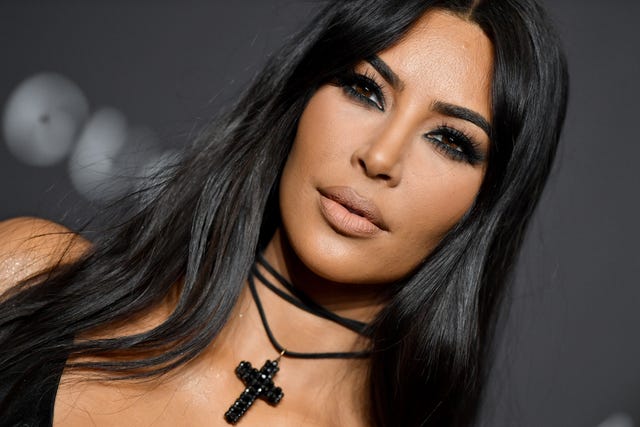 Kim Kardashian Posts 90s Throwback Pics Of Herself To Promote Her Makeup