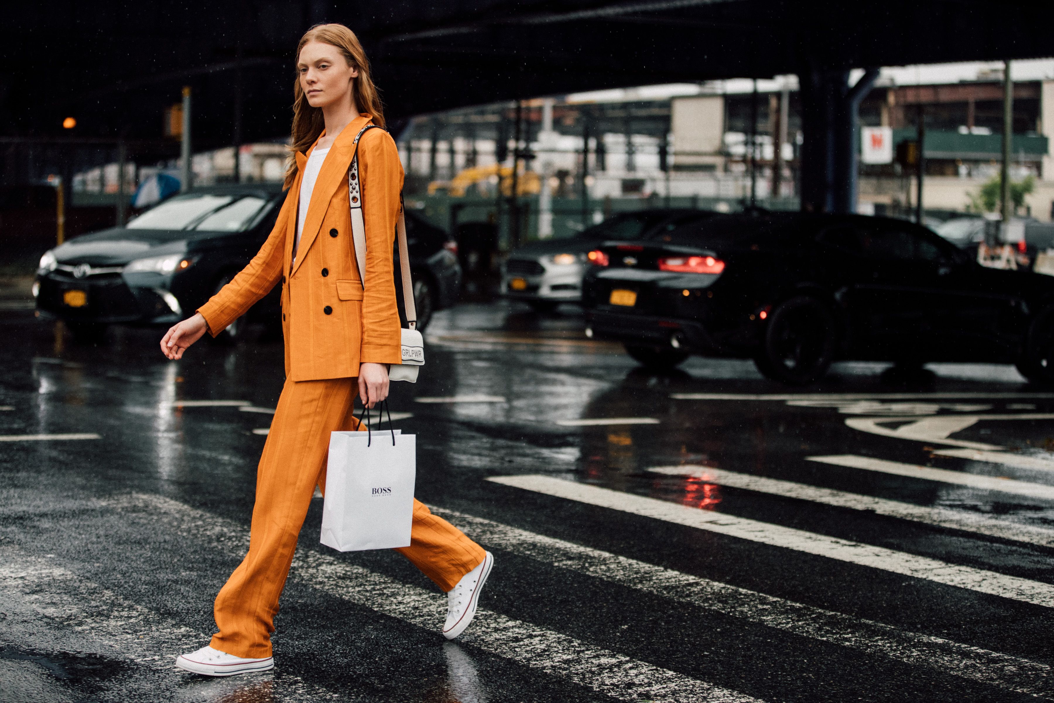 Cómo combinar las Converse blancas bajas: 60 looks e ideas