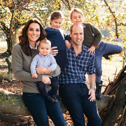 Kate Middleton and Prince William pose with their three children, Prince Louis, Princess Charlotte and Prince George for their annual 2018 holiday card.