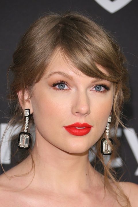 Embankment Byen trend Every One Of Taylor Swift's Award-Winning Hair And Make-Up Looks
