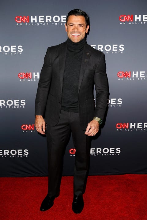 Suit, Clothing, Carpet, Tuxedo, Premiere, Formal wear, Red carpet, Flooring, Event, Suit, Clothing, Carpet, Tuxedo, Premiere, Formal wear, Red carpet, Flooring, Event,