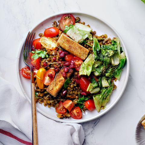 how to cook lentils vegetarian lentil salad with fried cheese, greens and fresh vegeables