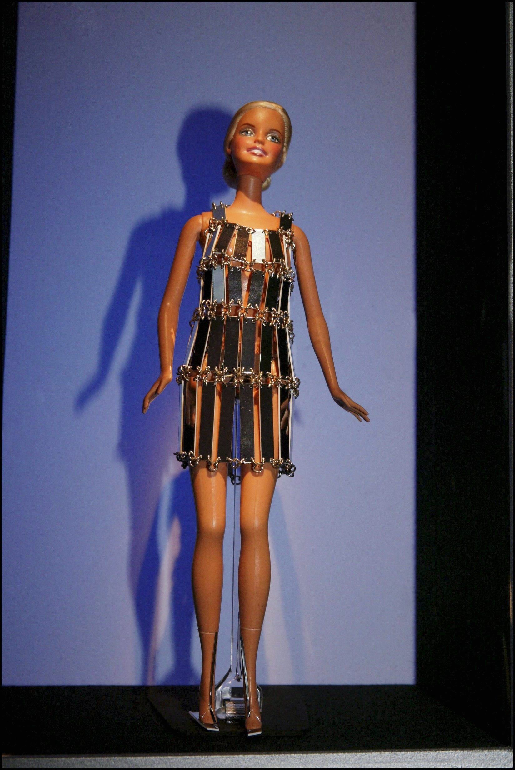 barbie dress model