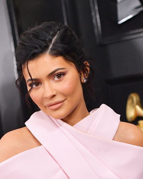 Best Hair and Makeup Looks From the Grammy Awards 2019