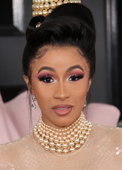 cardi-b-interview-plastische-chirurgie-bevalling cardi-b-interview-plastische-chirurgie-bevalling