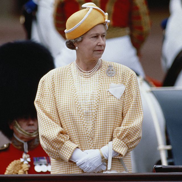 queen elizabeth trooping of the colour