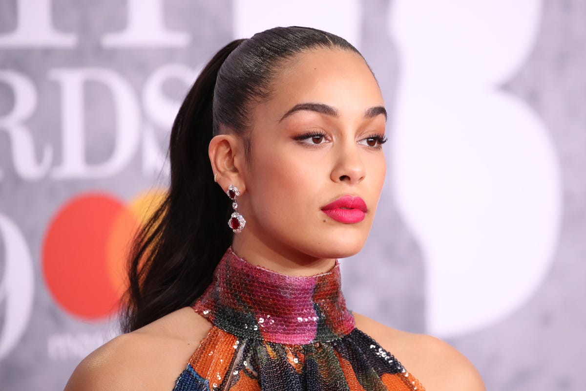 ELLE UK Exclusive: Jorja Smith Announced As Dior Make-Up's New Ambassador