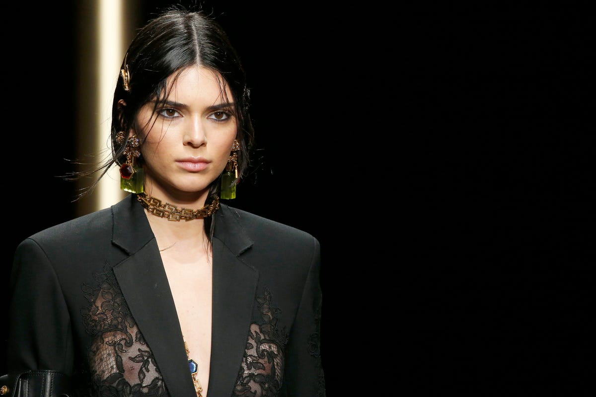 Kendall Jenner AW19 Best Runway Looks