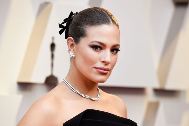 ashley graham calls out sexism and body