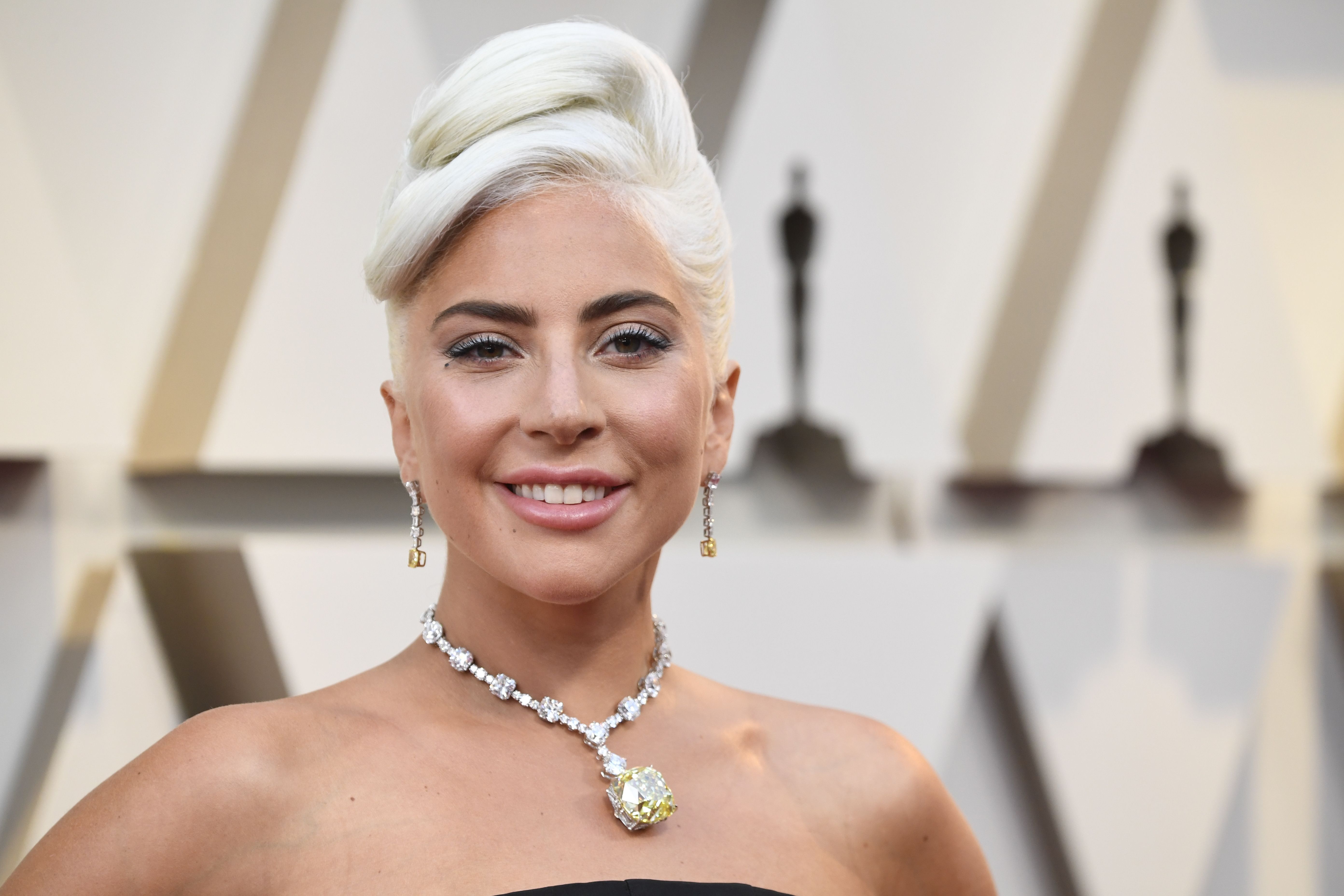 Lady Gaga Wears the Tiffany Diamond to 