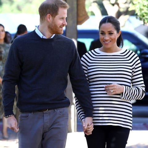 Pangeran Harry mengurangi pekerjaannya demi menemani Meghan Markle yang akan segera lahiran (dok. Elle)