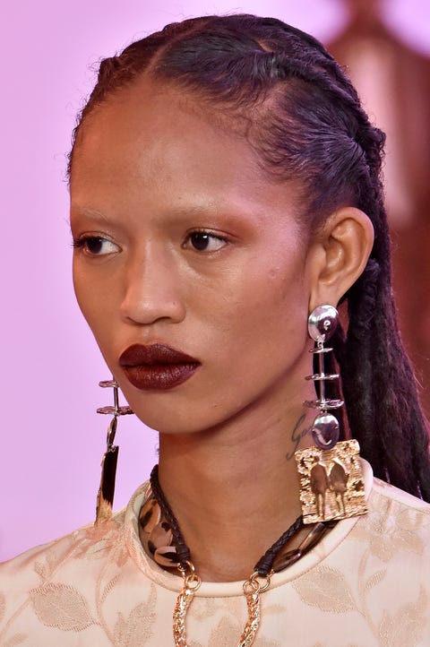 abstract jewellery trend on chloe runway