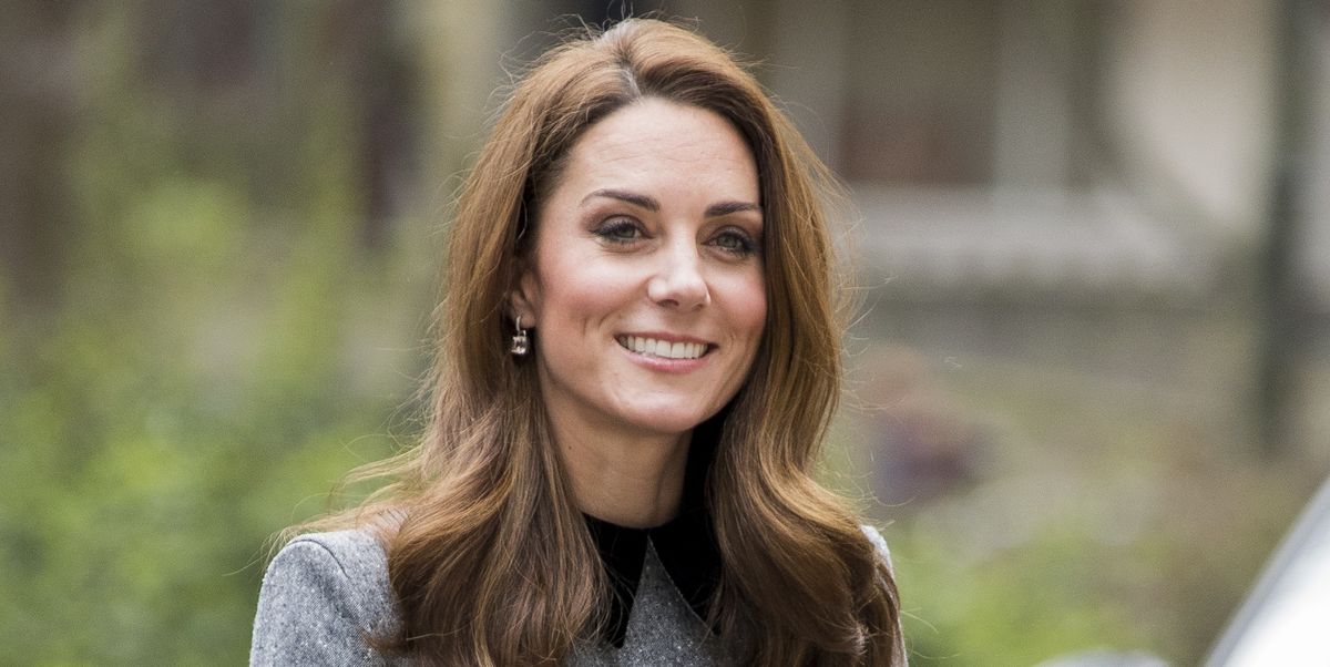 Kate Middleton Just Wore Gold Hoops During Lockdown And We’re Basically ...