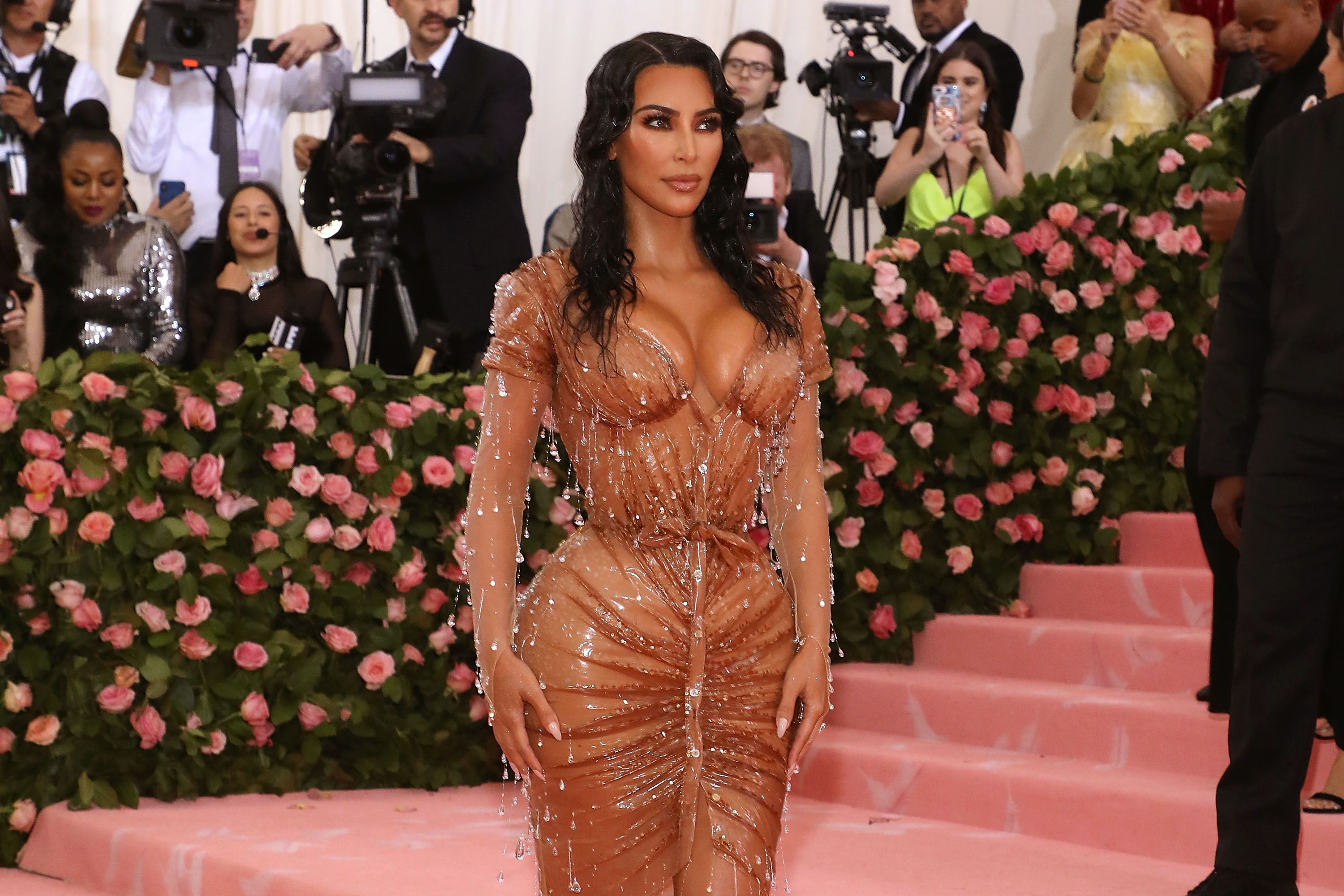 kim kardashian dripping wet dress