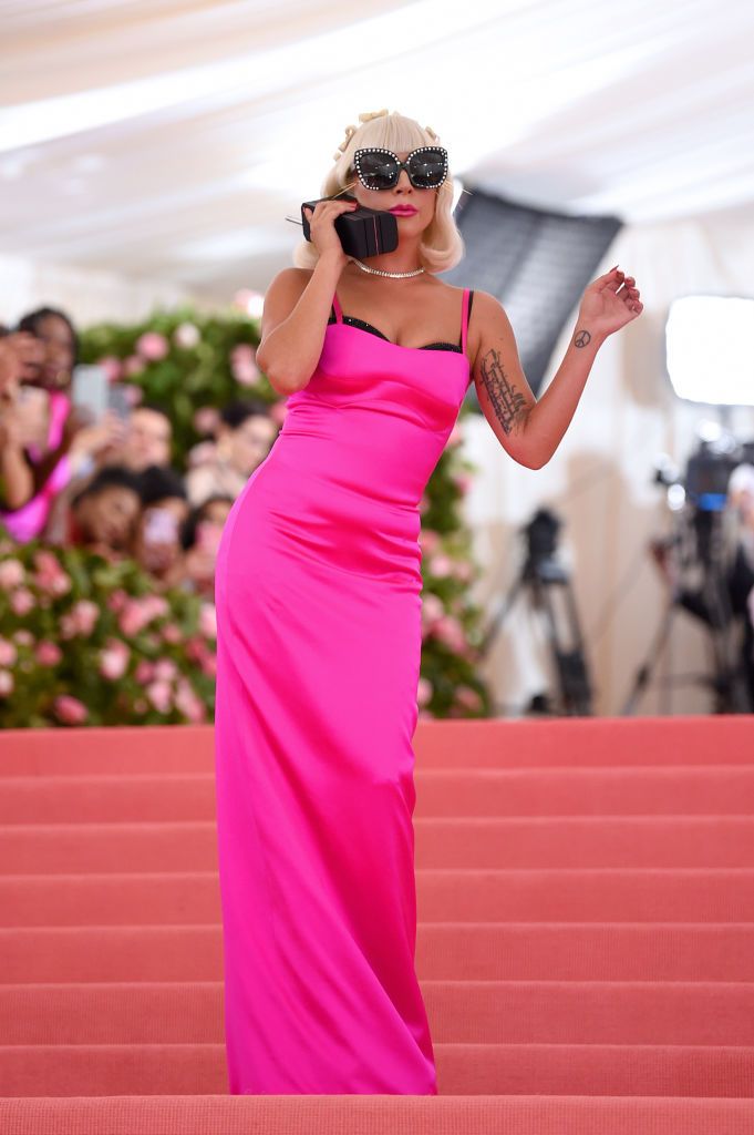 lady gaga pink gown