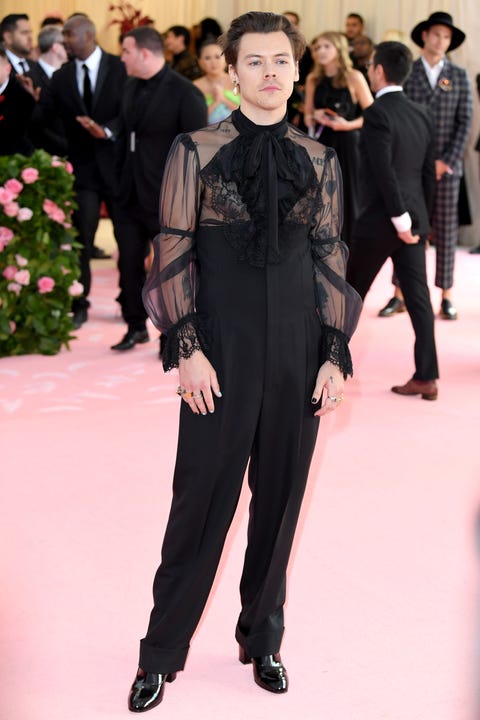 harry styles gala outfit