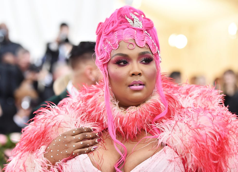 Lizzo Wore Her Met Gala Outfit to The Airport This Morning